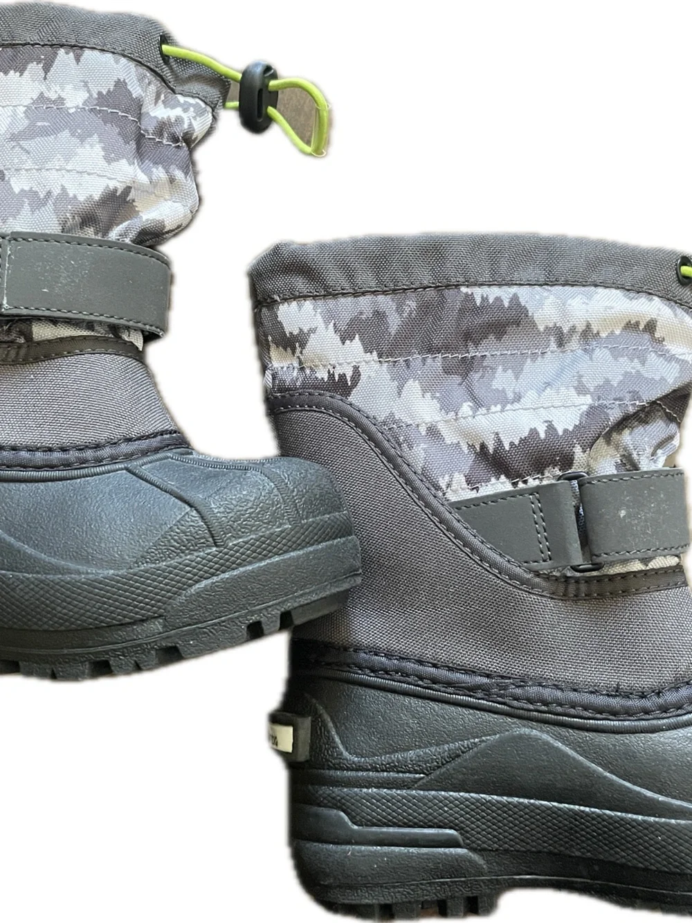Columbia Kids Gray & Black Waterproof Snow Boots with Lime Toggle